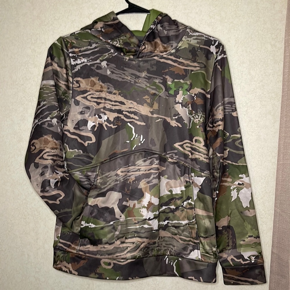 UA Junior LG hoodie